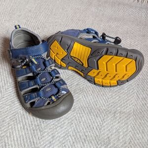 Keen Closed Toe Sandals
